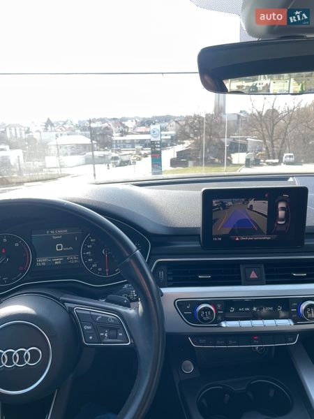 Седан Audi A4 2016 в Чернівцях