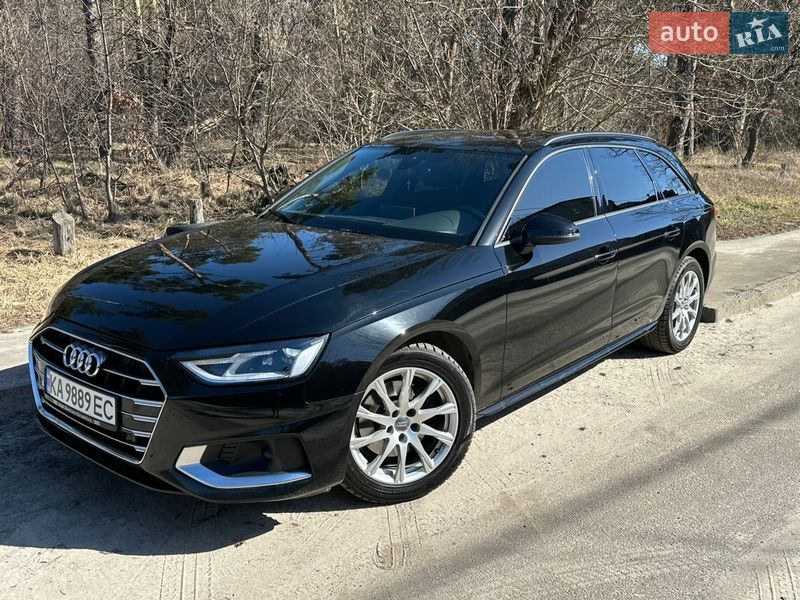 Универсал Audi A4 2020 в Киеве