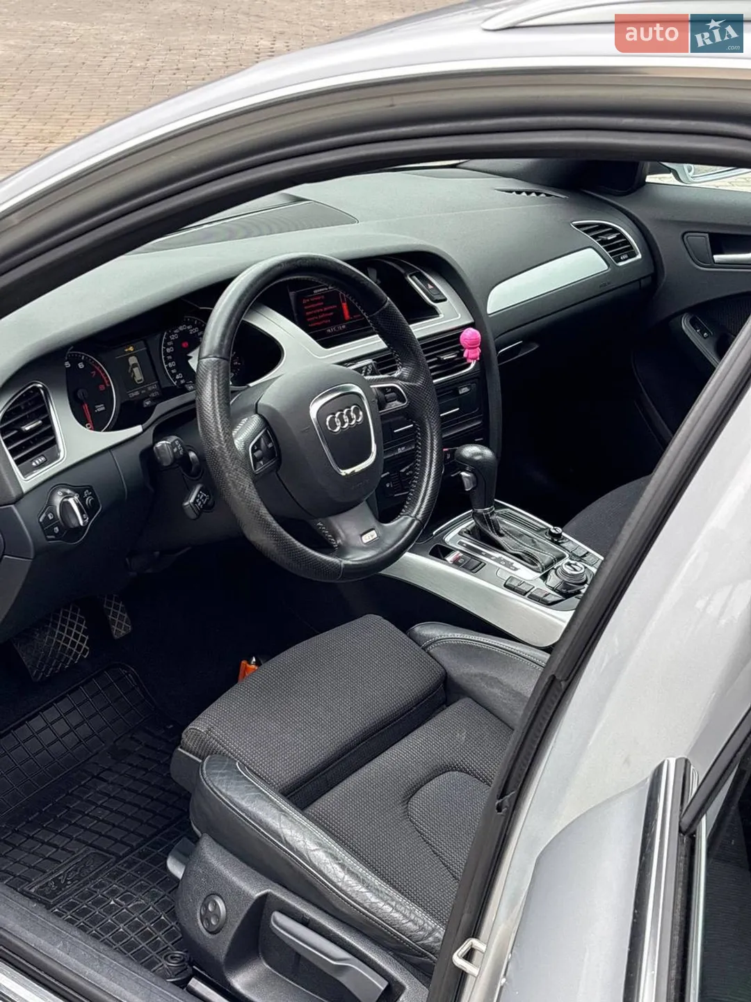 2011 Audi A4 - мініатюра 20