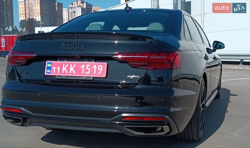 Седан Audi A4 2023 в Киеве