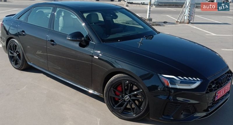 Седан Audi A4 2023 в Киеве