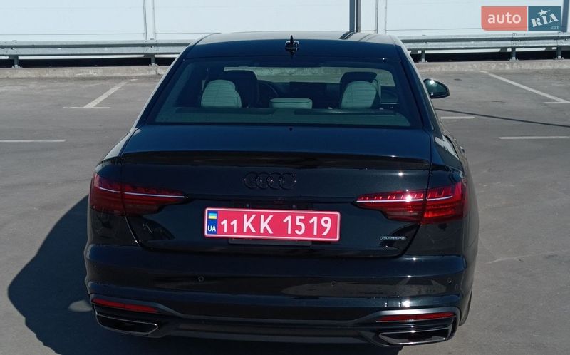 Седан Audi A4 2023 в Киеве