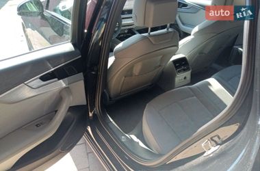 Седан Audi A4 2023 в Киеве