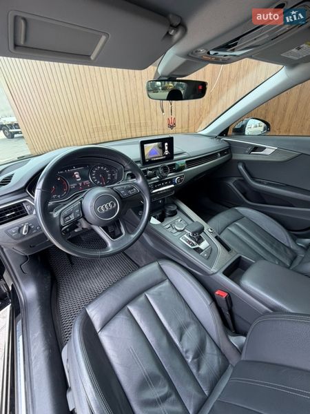 Седан Audi A4 2019 в Одесі