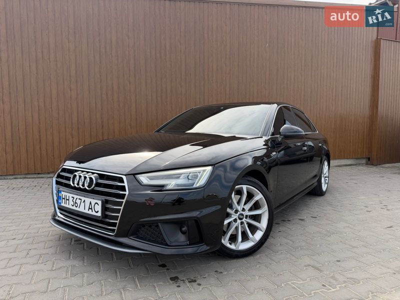 Седан Audi A4 2019 в Одесі