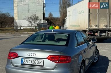 Седан Audi A4 2010 в Буче