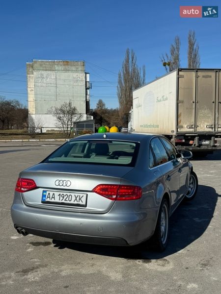 Седан Audi A4 2010 в Буче