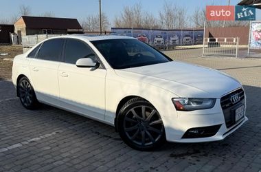 Седан Audi A4 2013 в Вижнице