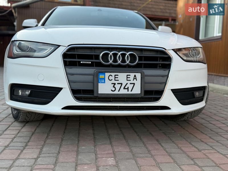 Седан Audi A4 2013 в Вижнице