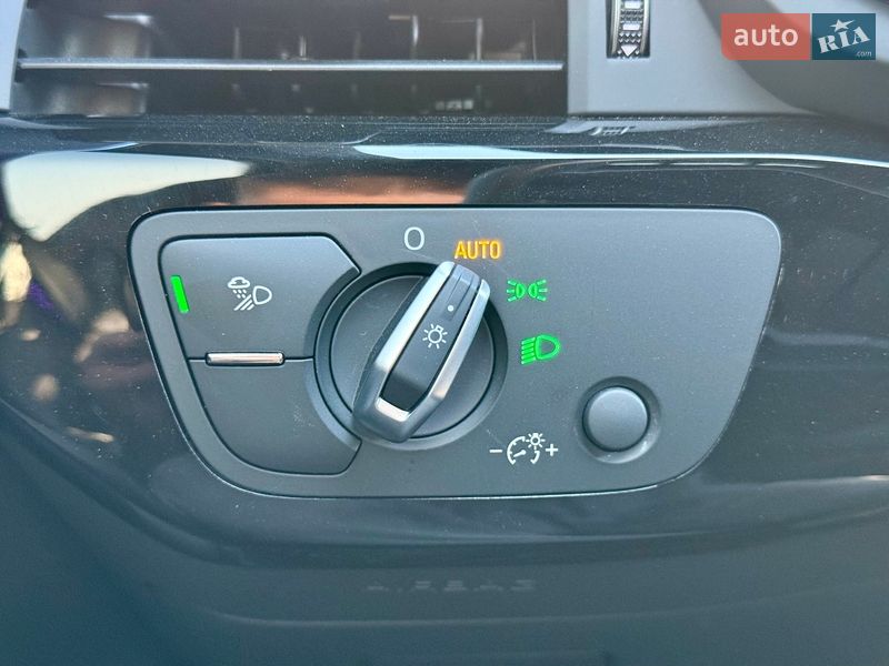 Седан Audi A4 2021 в Харькове