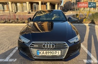 Седан Audi A4 2016 в Киеве
