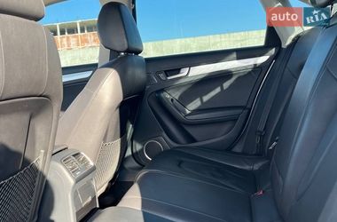 Седан Audi A4 2015 в Львове
