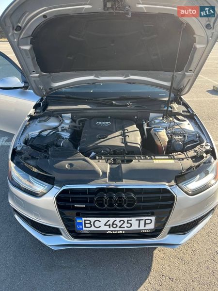 Седан Audi A4 2015 в Львове