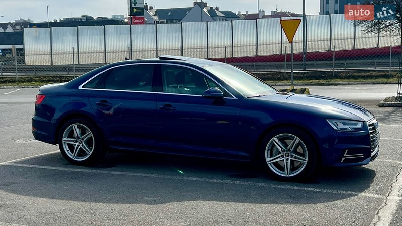 Седан Audi A4 2016 в Львові
