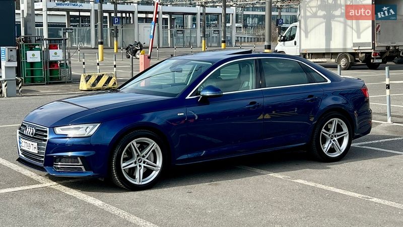 Седан Audi A4 2016 в Львові