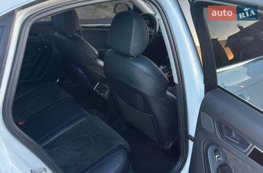 Седан Audi A4 2015 в Тернополе