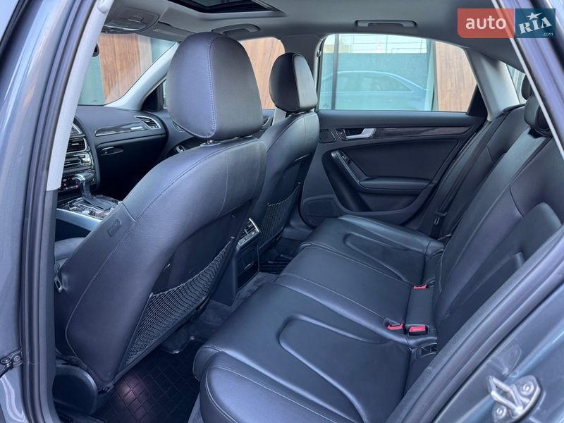 Седан Audi A4 2015 в Луцке