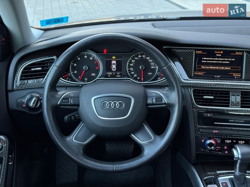 Седан Audi A4 2015 в Луцке