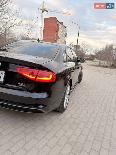 Седан Audi A4 2015 в Запорожье