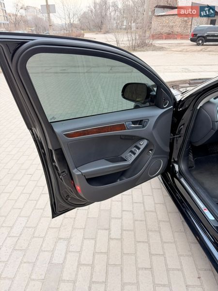 Седан Audi A4 2015 в Запорожье