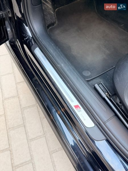 Седан Audi A4 2015 в Запорожье