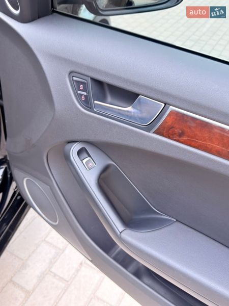 Седан Audi A4 2015 в Запорожье