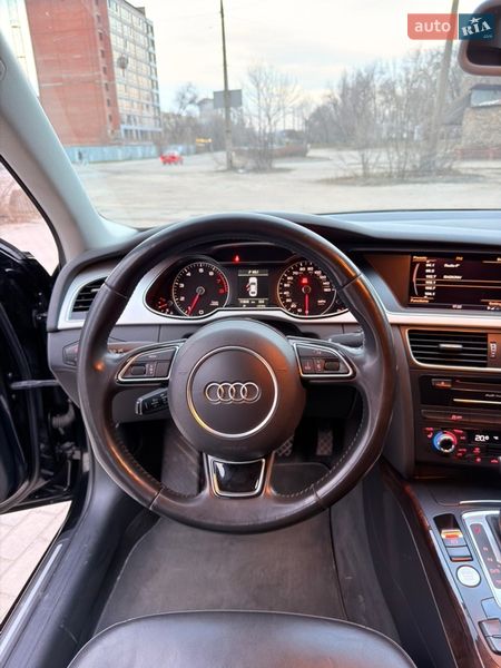 Седан Audi A4 2015 в Запорожье