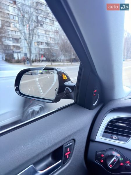Седан Audi A4 2015 в Запорожье