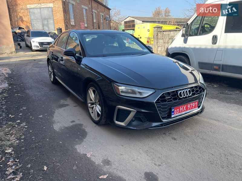 Седан Audi A4 2021 в Ровно