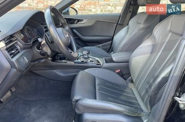 Седан Audi A4 2021 в Ровно