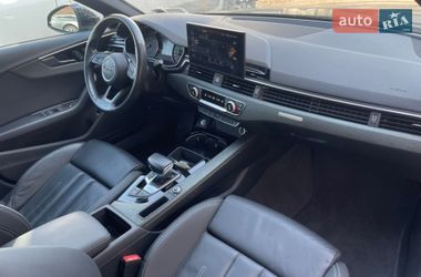 Седан Audi A4 2021 в Ровно