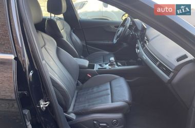 Седан Audi A4 2021 в Ровно