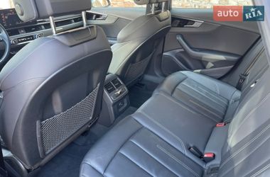 Седан Audi A4 2021 в Ровно