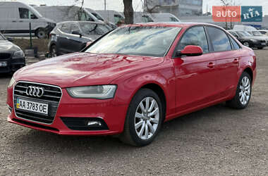 Седан Audi A4 2013 в Киеве