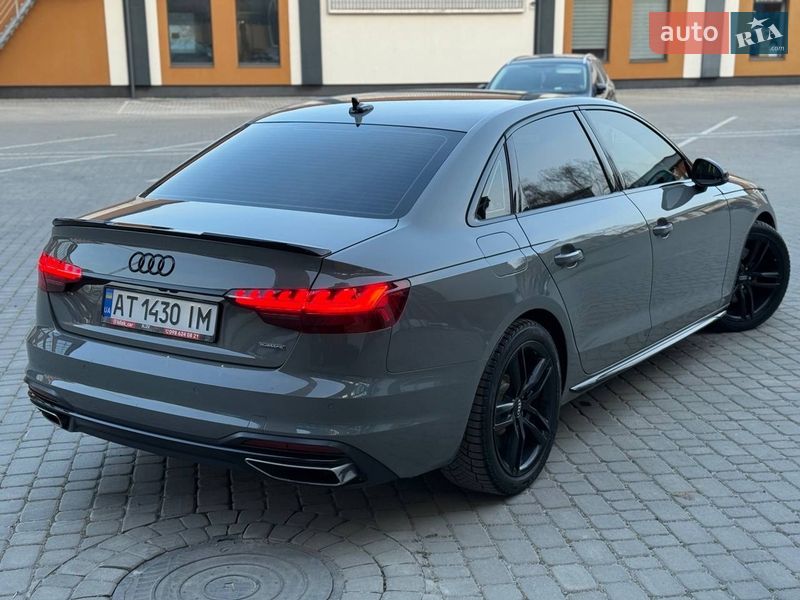 Седан Audi A4 2021 в Коломые
