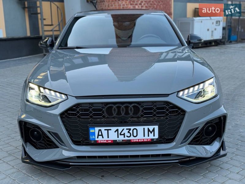 Седан Audi A4 2021 в Коломые