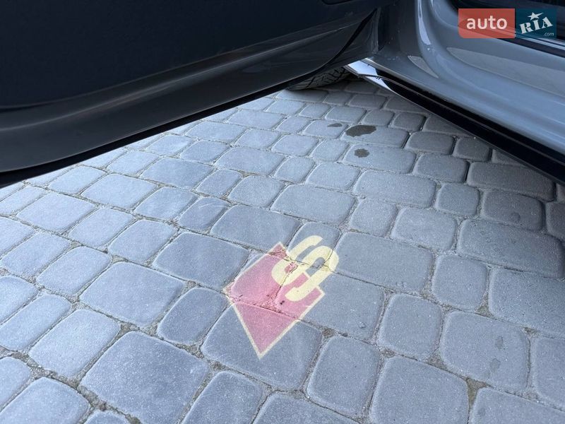 Седан Audi A4 2021 в Коломые