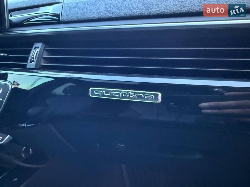 Седан Audi A4 2021 в Коломые
