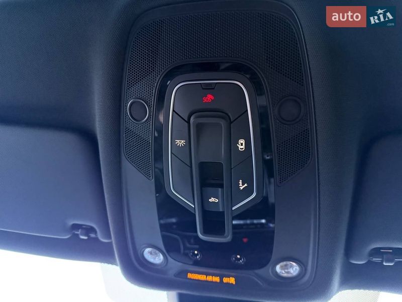 Седан Audi A4 2021 в Коломые