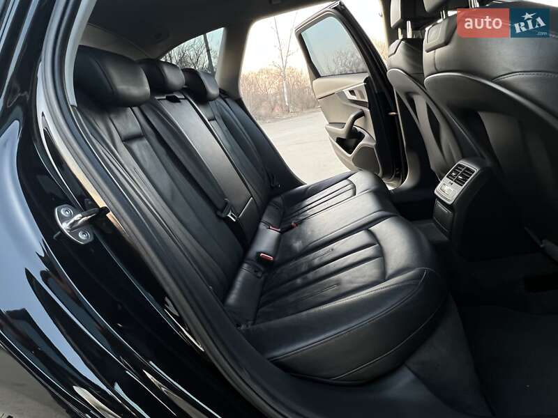 Універсал Audi A4 2016 в Дрогобичі