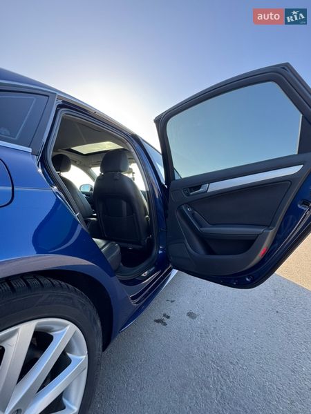 Седан Audi A4 2014 в Нежине