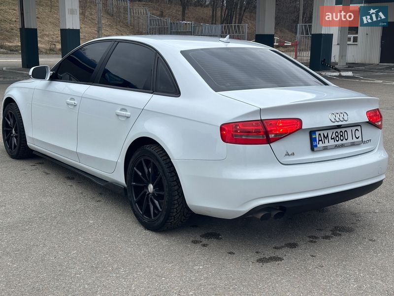 Седан Audi A4 2014 в Житомирі