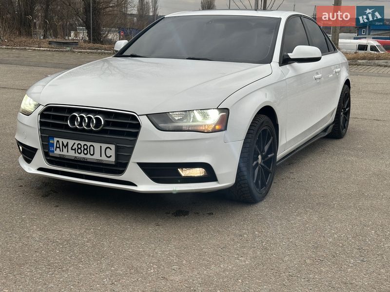 Седан Audi A4 2014 в Житомирі