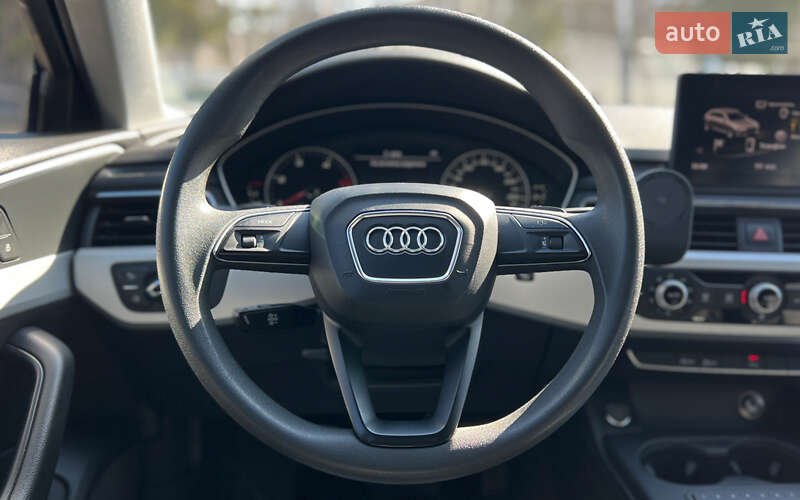 Універсал Audi A4 2016 в Львові
