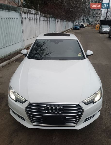 Седан Audi A4 2016 в Киеве