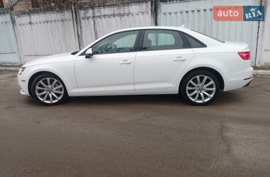 Седан Audi A4 2016 в Киеве