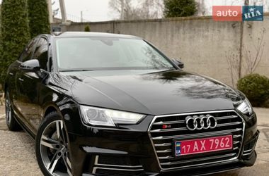 Седан Audi A4 2018 в Лубнах