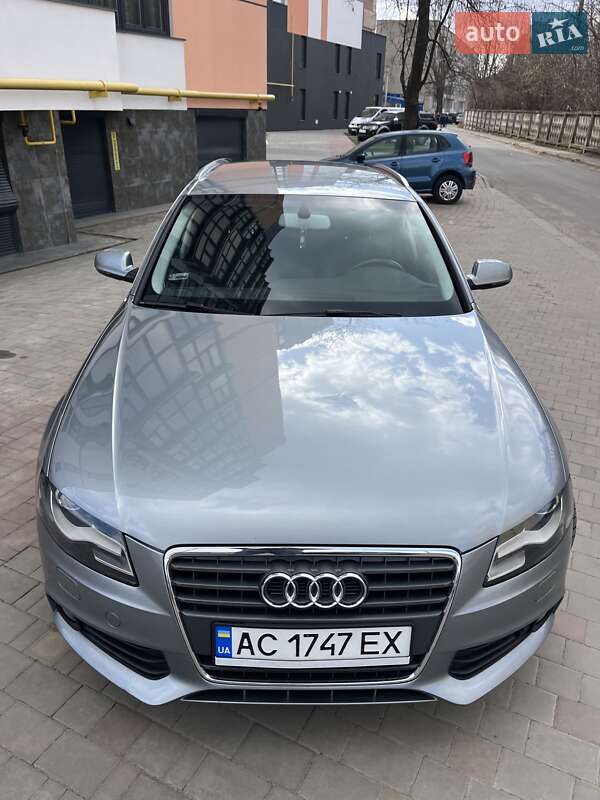 Универсал Audi A4 2010 в Луцке