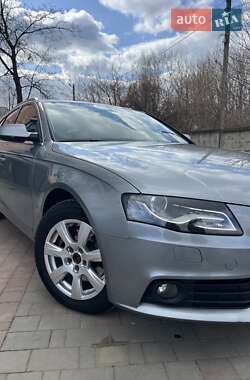 Универсал Audi A4 2010 в Луцке