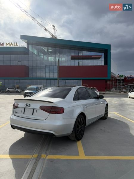 Седан Audi A4 2012 в Тернополі